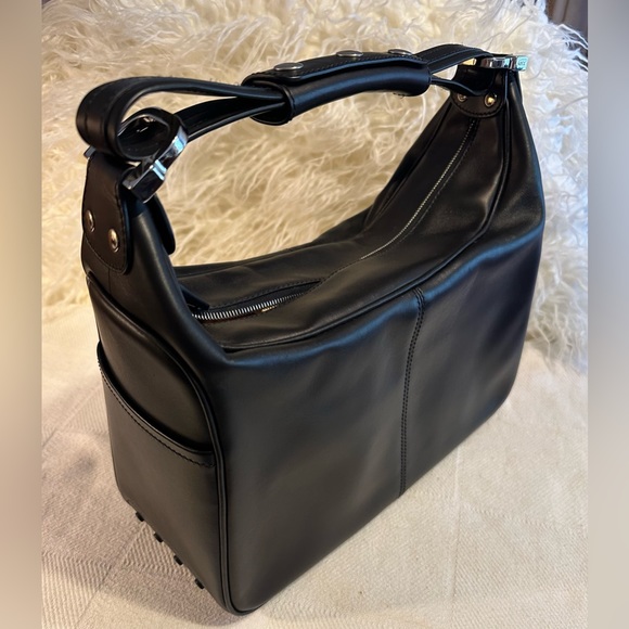 NEW Tod’s Miky Zip Medium - Black - Picture 4 of 7